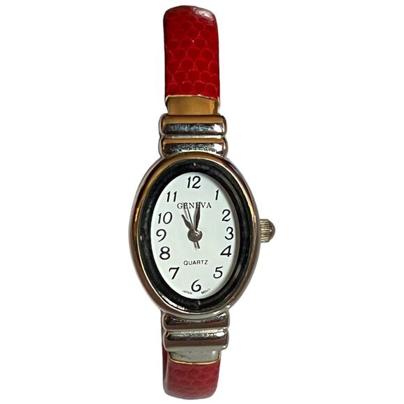 Vintage-Inspired Red Leather Strap Women's Watch - Picture 2 of 12